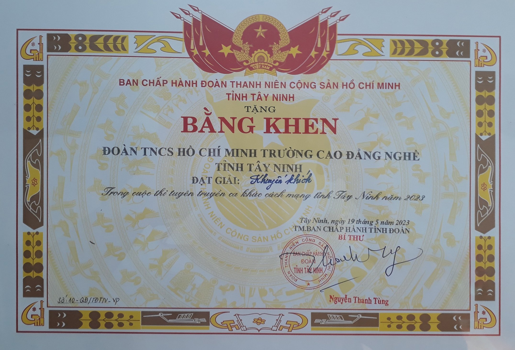 Đoàn TNCS Hồ Chí Minh Trường Cao đẳng nghề Tây Ninh nhận Bằng khen BCH ĐTNCSHCM tỉnh Tây Ninh Trong cuộc thi tuyên truyền ca khúc cách mạng năm 2023